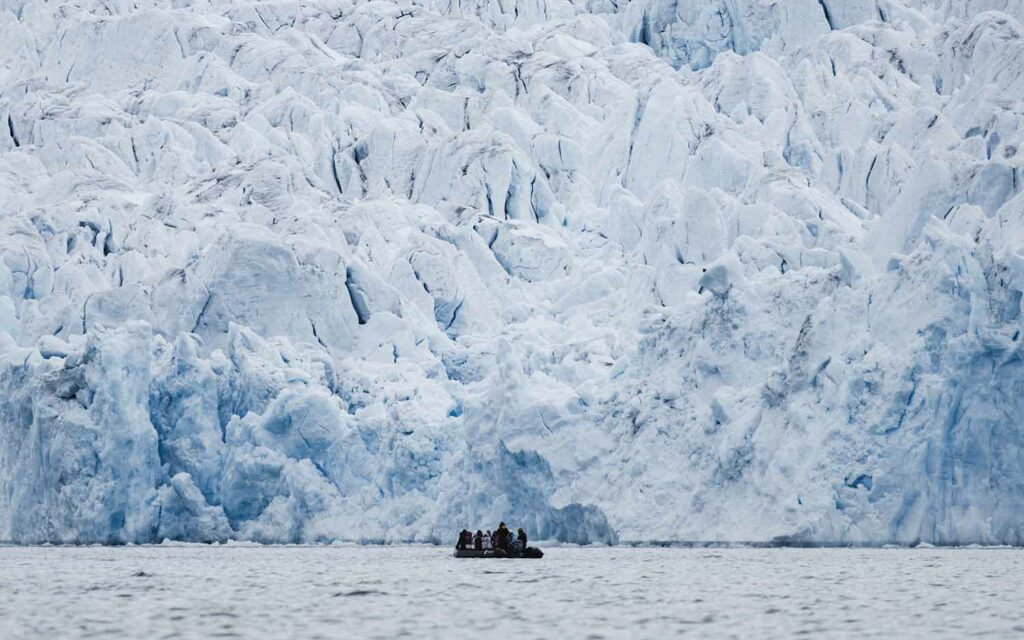 Zodiac glacier Spitzberg